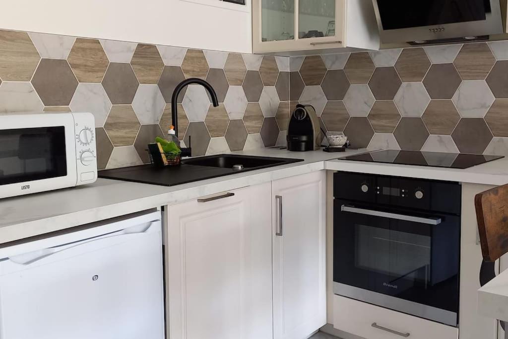 Immeuble Le Regency, Appartement 4 Pieces, 80 Metres De La Plage Ментона Экстерьер фото