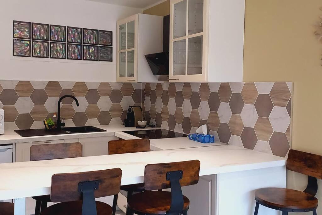 Immeuble Le Regency, Appartement 4 Pieces, 80 Metres De La Plage Ментона Экстерьер фото